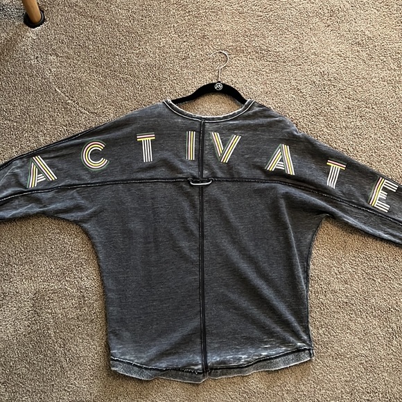 Free People Movement lightweight fleece top - Picture 3 of 7